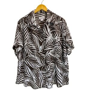 Tanjay Tropical Button Front Blouse Size 18 Brown White Lightweight Resort Top